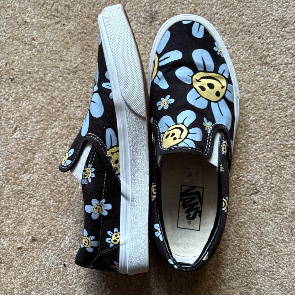 Vans Trippy Women’s Classic Slip On Shoes Size 9 - Picture 2 of 7